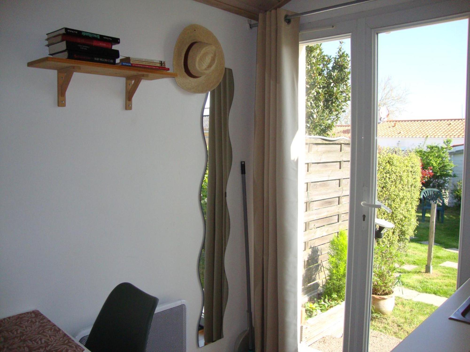 STUDIO indépendant DRAPS fournis VRAI lit WIFI vélos 700m OCEAN Brétignolles-sur-Mer Esterno foto